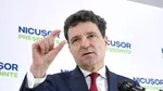 Nicușor Dan, întrebat de reporterul Gândul despre strategia folosirii unor boți în campanie, pentru victimizare. „Nu cred că vreți să mă puneți să comentez niște bârfe”