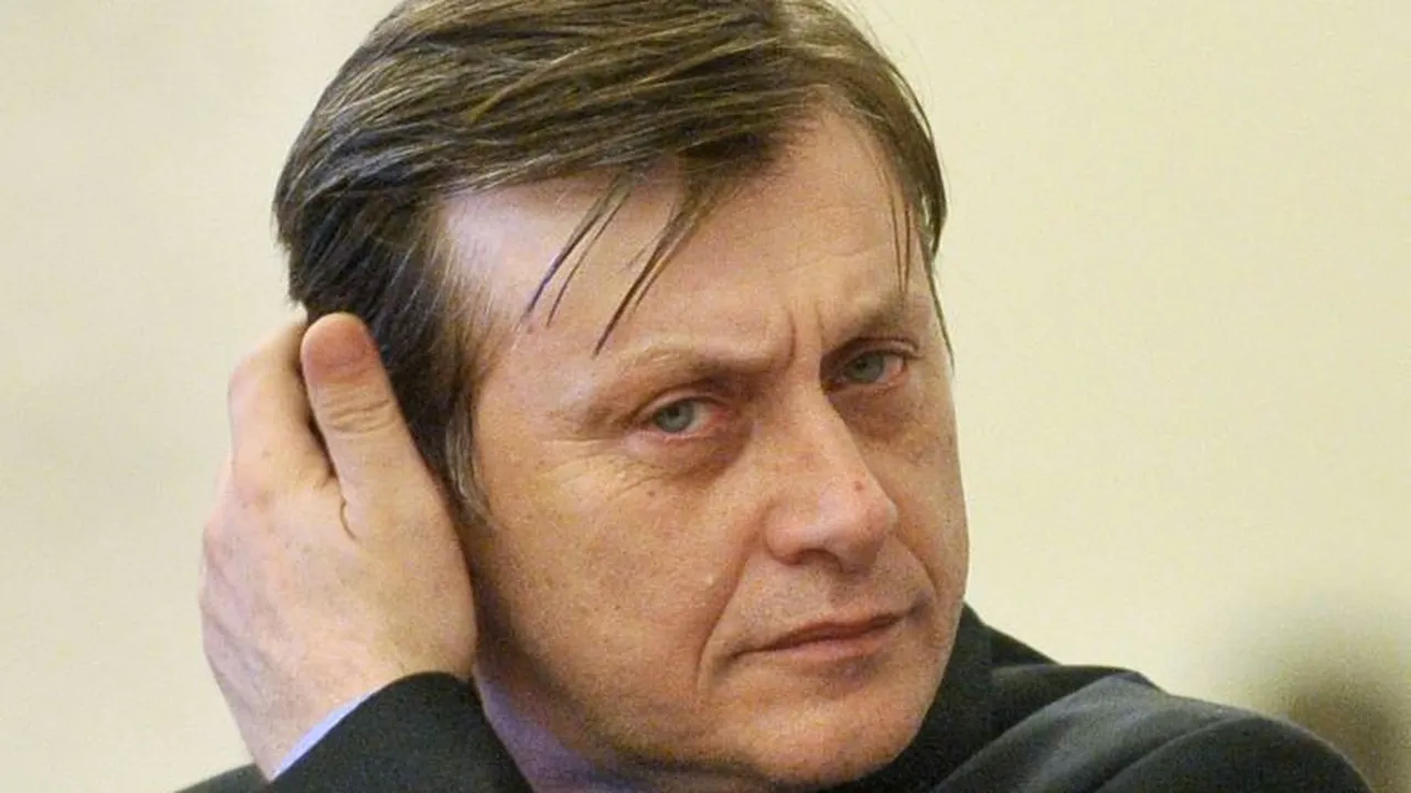 Antonescu: Curtea Constituțională este o rușine. Săptămâna asta cred că putem depune și vota cererea de suspendare a lui Băsescu