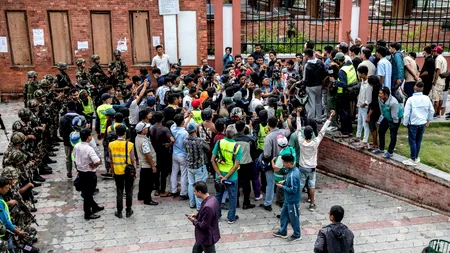 Armata nepaleză discută cu PROTESTATARII pentru a desemna un lider interimar/ Sushila Karki este o potențială candidată la această funcție