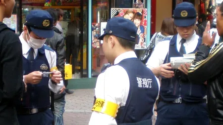 Adolescentul român reținut la Tokyo a recunoscut că a înjunghiat și jefuit o tânără japoneză