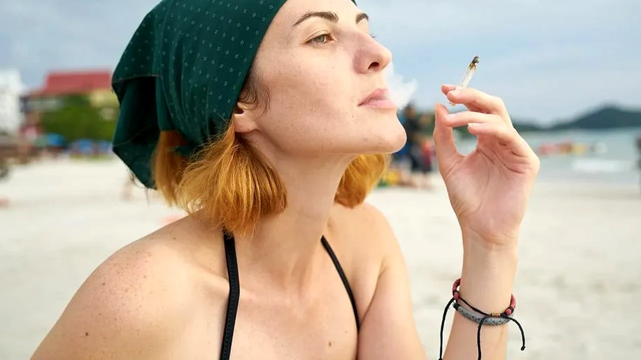 Dieta cu țigări | A apărut în anul 1925, la cererea Lucky Strike