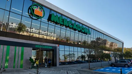 Cel mai mare lanț de supermarketuri din Spania va mări salariile în funcție de rata inflației