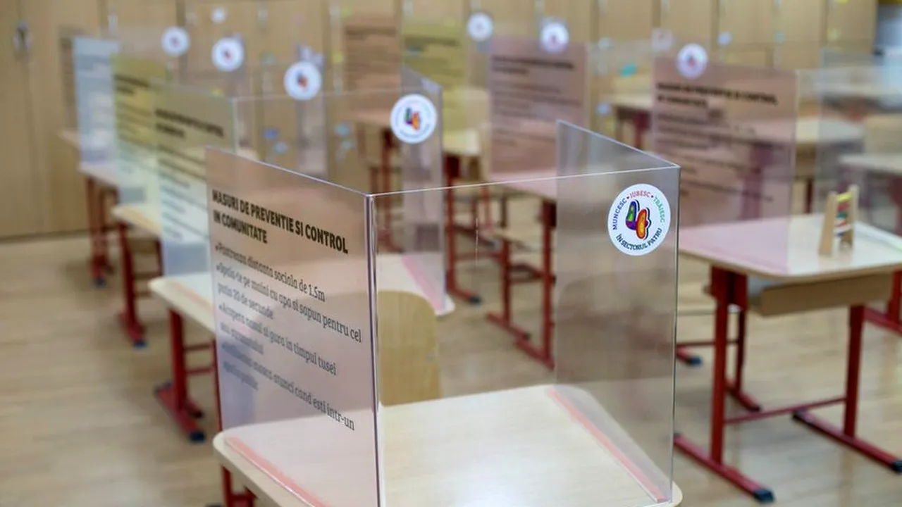 Elevii se întorc la școală din 8 februarie, dar vaccinarea profesorilor anti-COVID rămâne în aer: „Este o bătaie de joc!” (EXCLUSIV)