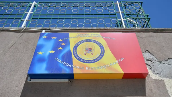 Doi polițiști de la Rahova au fost trimiși în judecată pentru că l-ar fi torturat pe criminalul din Grădina Botanică. Cum a reacționat Administrația Națională a Penitenciarelor