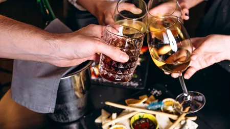 Românii sunt pe primul loc la consumul de ALCOOL în Europa