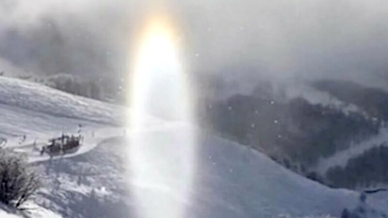 Uluitor! Ce a putut să surprindă un fotograf pe camera sa. Oamenii au rămas fără cuvinte