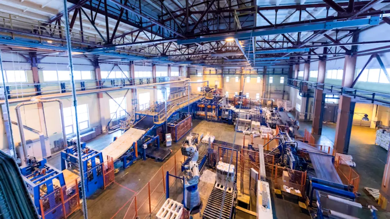 Furturi ca în perioada lui Ceaușescu într-o fabrică din Iași: prejudiciul total s-a ridicat la 700.000 de euro