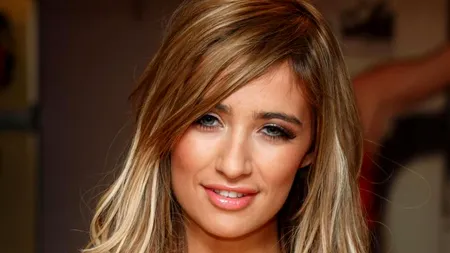 Cum s-a transformat corpul unui model, după ce a devenit mamă 