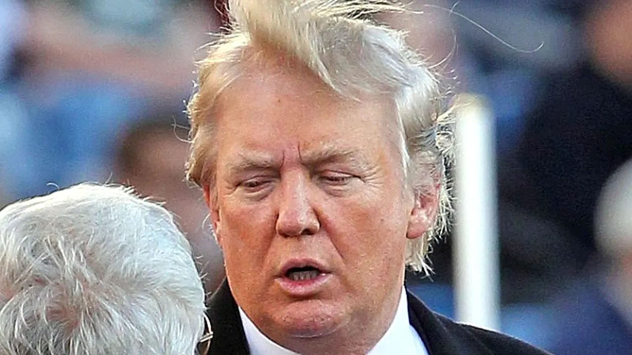 Donald Trump are noi probleme. Președintele SUA, dat în judecată de o jurnalistă care susține că a violat-o 