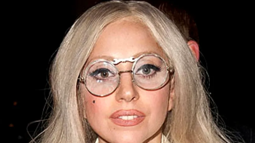 Lady Gaga, ironizată de Perez Hilton prin intermediul unei fotografii cu Madonna