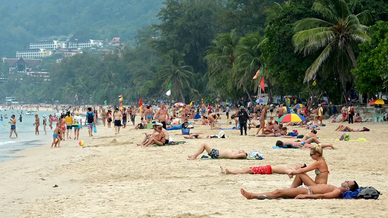 Cât cheltuiesc românii, pe an, pentru vacanțe în Thailanda