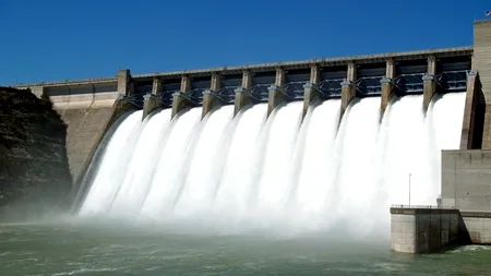 Cât încasează Hidroelectrica din vânzarea a 14 microhidrocentrale