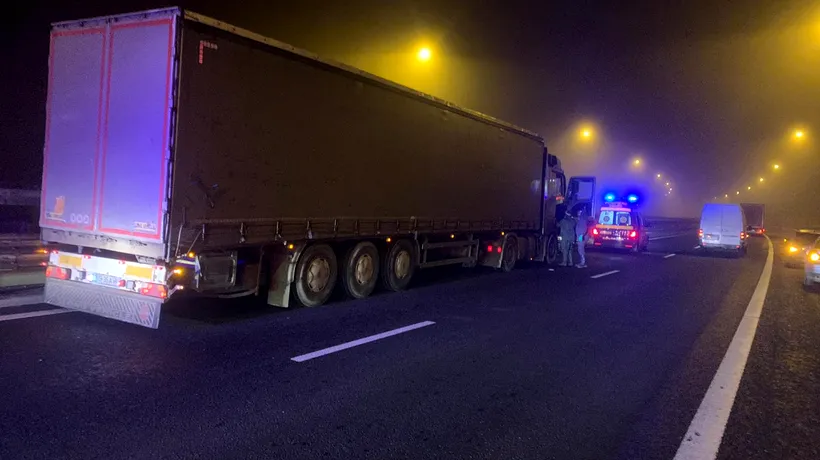 Un șofer de TIR a murit pe A1, în județul Sibiu, după ce i s-a făcut rău la volan și a lovit glisierele. Bărbatul avea 47 de ani
