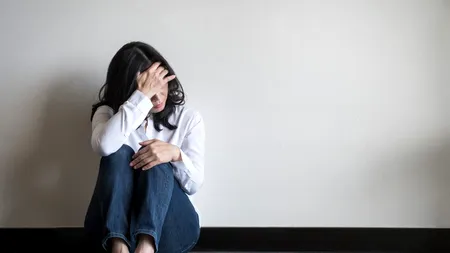 IZOLARE. 1.000 de psihologi oferă consiliere gratuită online. Cum poți trece mai ușor peste această perioadă