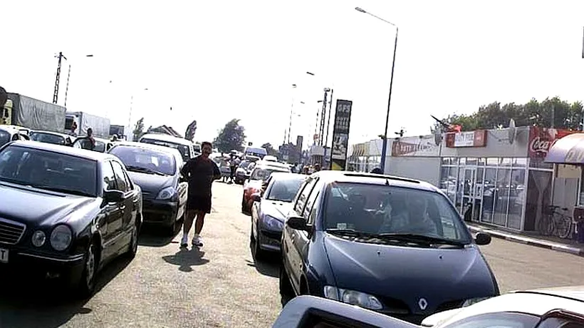Arad: Două fetițe, ascunse sub bancheta unei mașini pentru a fi scoase ilegal din țară
