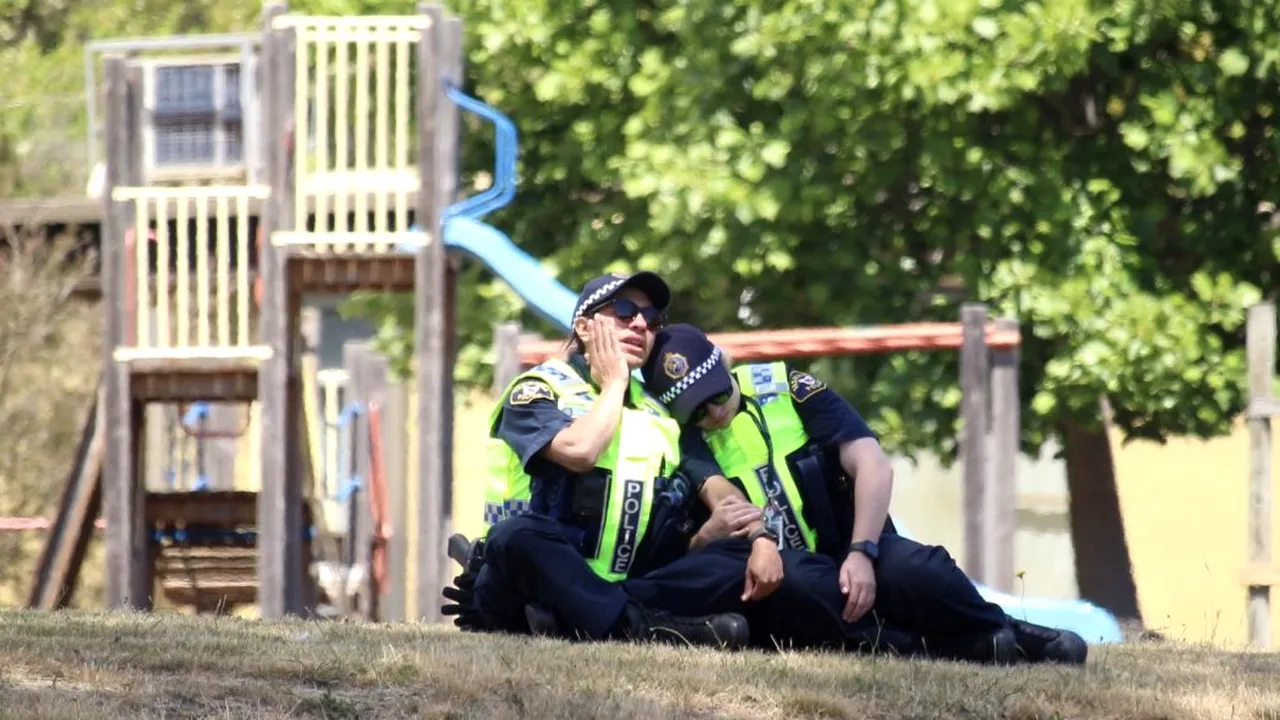 Patru copii au murit și alți cinci au fost răniți, după ce o rafală de vânt a luat pe sus un castel gonflabil