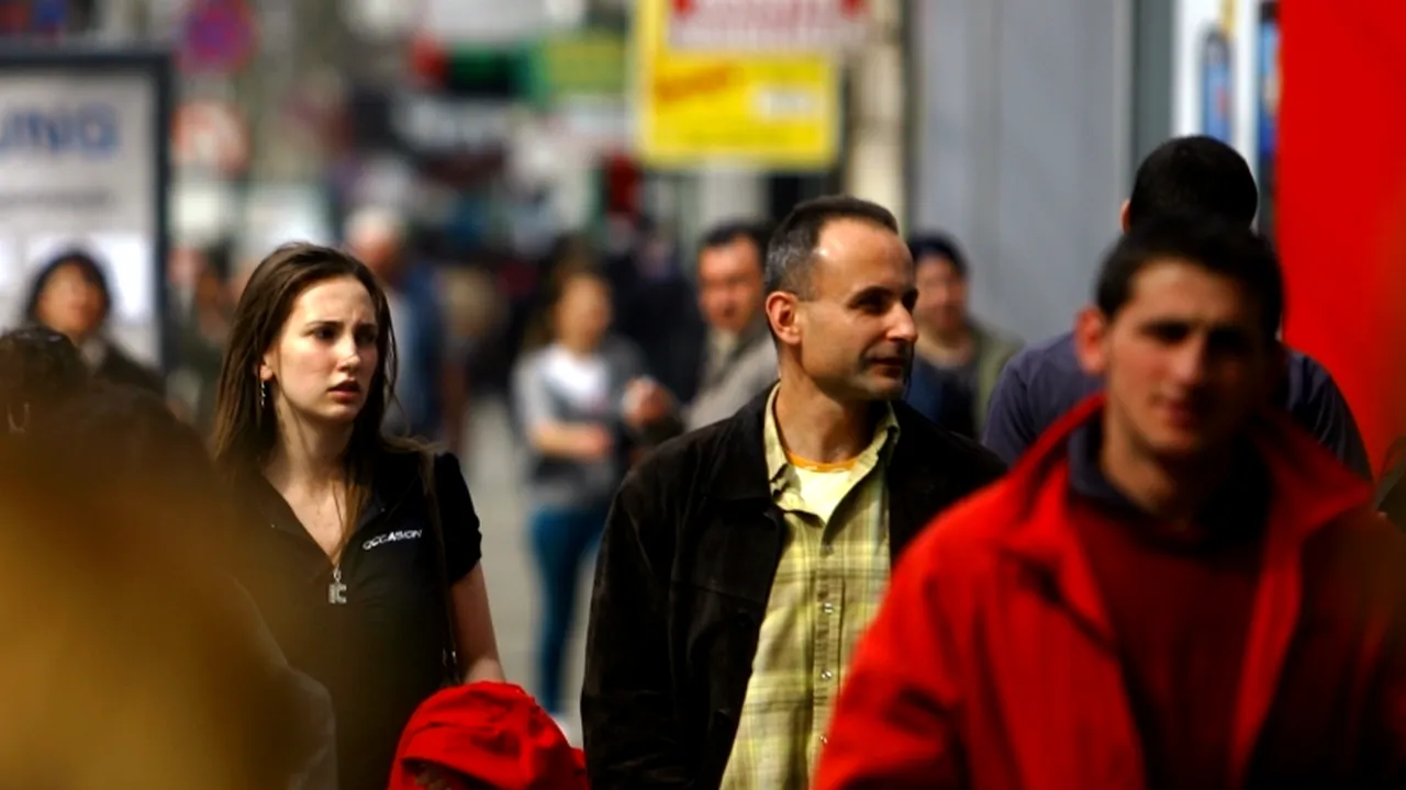 Lazea, economistul șef al BNR: Românii plătesc cele mai mari rate bancare din Europa în raport cu venitul disponibil