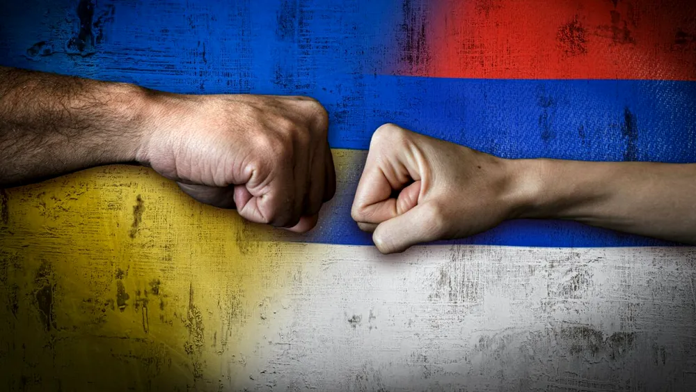 Schimb dur de replici între Kiev și Moscova /Zelenski a calificat „surogat” delegația rusă, Zaharova îl numește „clovn ratat”