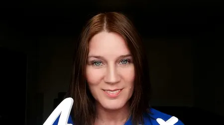 Oana Bucur, director de casting: ”Ideea e să vezi la cel din fața ta ce îl face special, unic”. Despre UDREA, fostă colegă de liceu:”N-aș distribui-o”