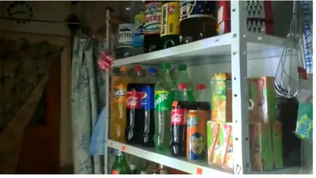 FABULOS. Și-a deschis magazin în apartamentul de la etajul 9, din București. Are 73 de ani, i se spune „Șefa de la 9” și vindea de la țigări până la pufuleți / GALERIE FOTO