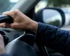 Șoferii care își pun ACEST accesoriu banal pe geamuri riscă amenzi de până la 4.000 de lei. Pot rămâne și fără certificatul de înmatriculare