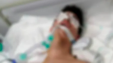 În timp ce Andrei se luptă pentru viață, agresorul lui din Mangalia se joacă pe Internet: „Sunt bine!“