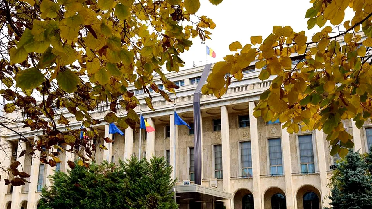 Protestul artei: Personalul teatrelor românești protestează duminică, la Guvern, față de disponibilizările forțate