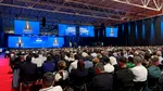🚨 A început Congresul Extraordinar al PNL. Bolojan, primit cu urale și aplauze. Ce se va întâmpla cu gruparea Veștea