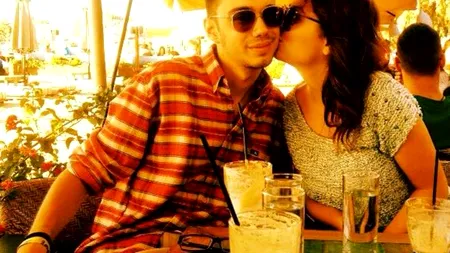 Politica într-un cuplu din Atena: „Știm că suntem în belea