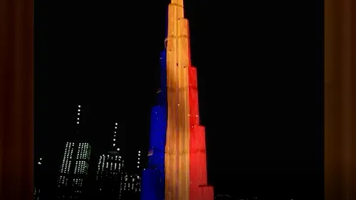 GÂNDUL LIVE. Imagini impresionante cu tricolorul României, din Dubai până în New York / Steagul nostru a fost „arborat” pe celebra Burj Khalifa