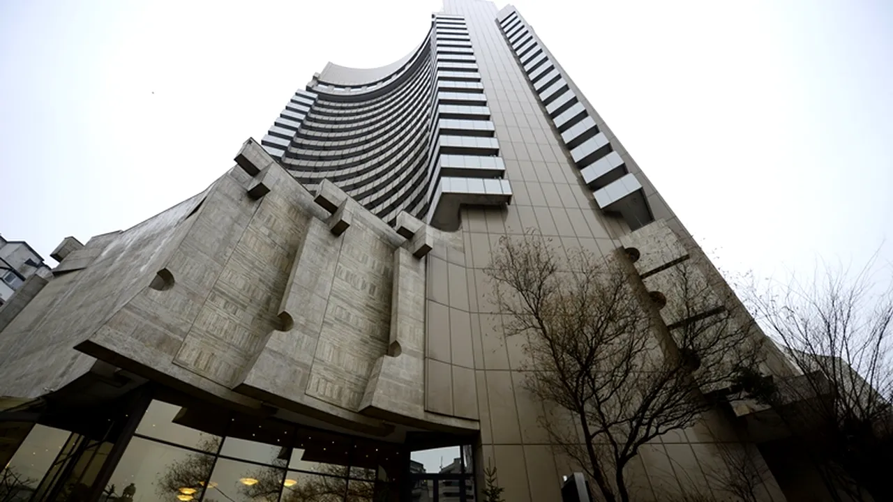 Un german a murit în București după ce a căzut de la etajul 15 al Hotelului Intercontinental. Ce au descoperit polițiștii când au ajuns la camera lui
