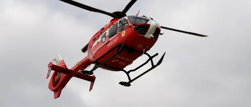 Un copil de 8 ani a fost dus la spital cu elicopterul SMURD după ce i-a explodat o petardă în mână 