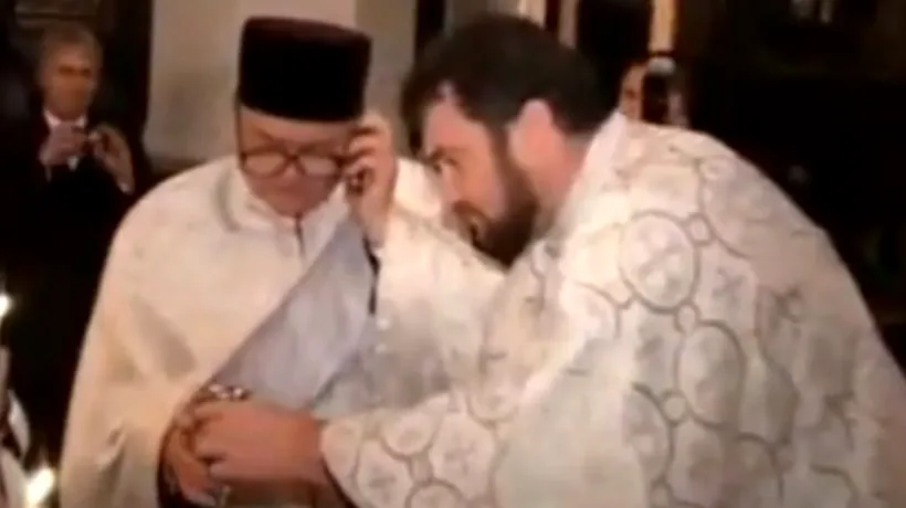 VIDEO. Ce sonerie are la mobil un preot din România