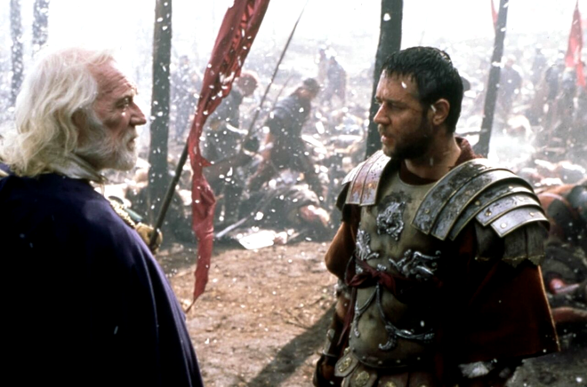 Richard Harris (Marcus Aurelius) și Russel Crowe (Maximus), „Gladiator” (2000) - Profimedia 