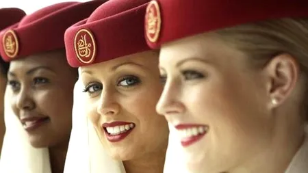 Companiile aeriene din Orientul Mijlociu caută stewardese românce