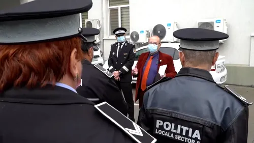 Polițiștii locali din sectorul 5 vor patrula doar pe jos, fără mașini! Primarul Cristian Popescu Piedone: „Doar așa vor putea să verifice fiecare străduță în parte”
