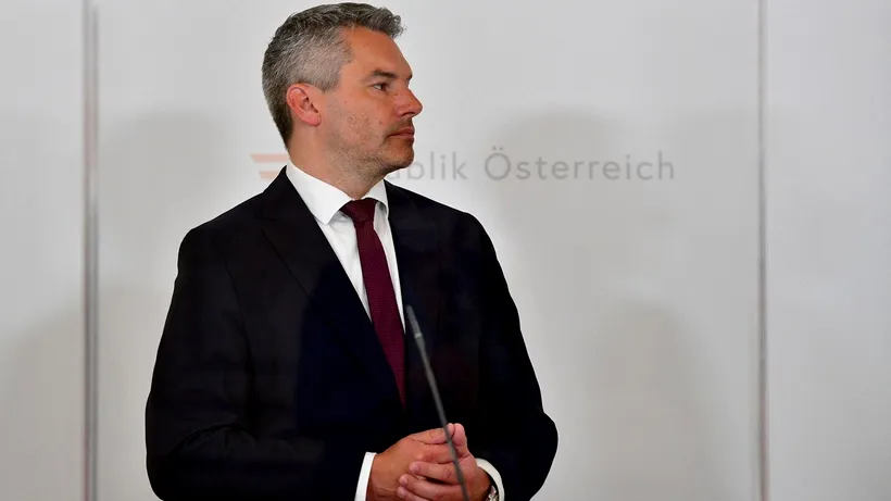 Austria cere înființarea unor „centre de deportare” pentru cetățenii afgani. Centrele ar urma să fie construite „în apropierea Afganistanului”