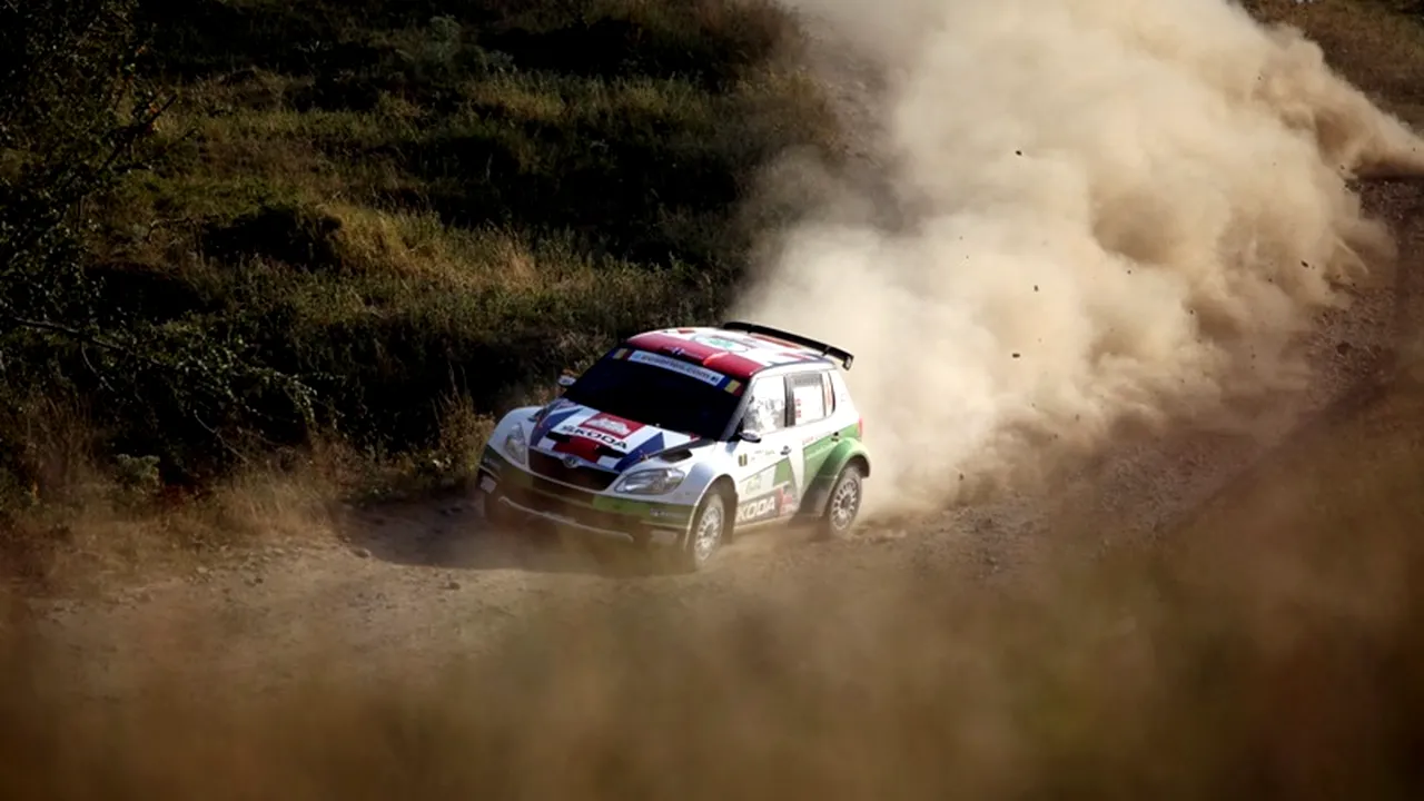 Ponta i-a premiat pe câștigătorii Raliului Sibiului; câteva persoane au huiduit