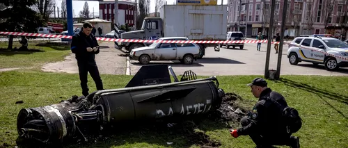 Mesaj cinic scris pe una din rachetele care au lovit gara din Kramatorsk. În urma atacului au murit 50 de persoane, între care cinci copii