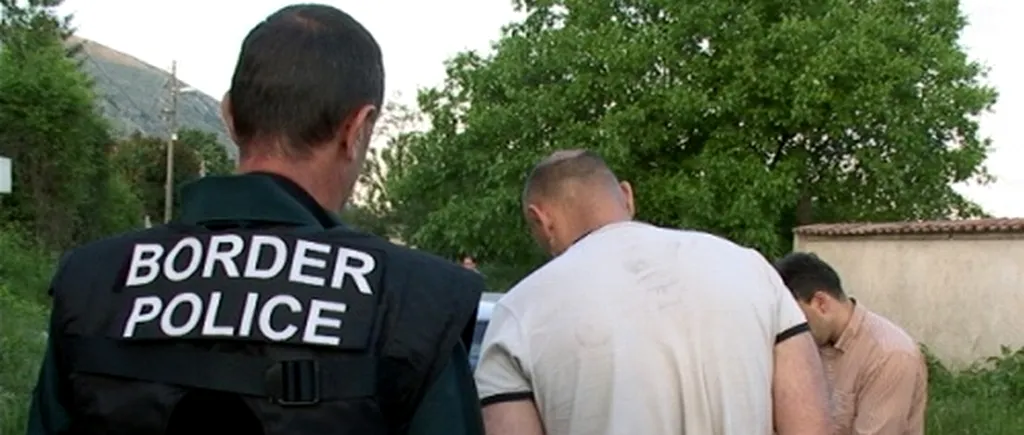 Ce au găsit polițiștii de frontieră în mașina unui bulgar