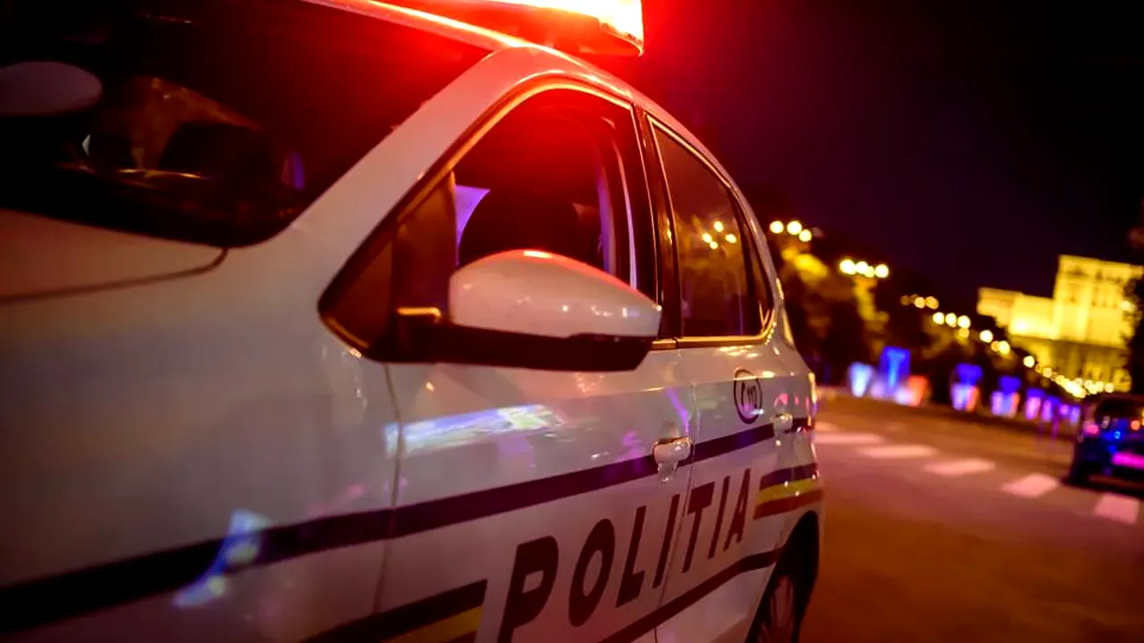 BOTOȘANI. Bărbat mort după ce rulota în care locuia a luat foc