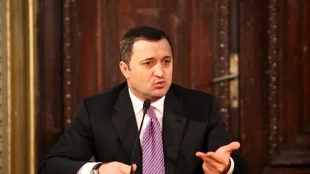 Premierul R. Moldova, Vlad Filat, l-a așteptat pe Victor Ponta O ORĂ pentru o videoconferință. De ce a întârziat primul-ministru român