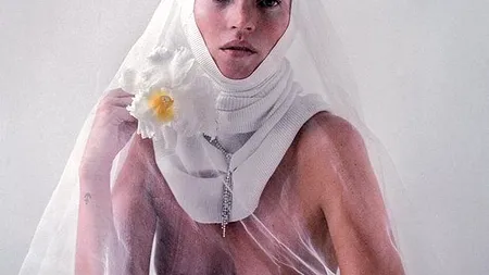 Kate Moss, așa cum nu ai mai văzut-o. FOTO