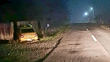 Un taximetrist a condus beat și a lovit un pieton care traversa strada