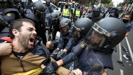 DEMOCRAȚIE SUB ASEDIU. Cum a ajuns Catalonia teatrul unui mini-război civil