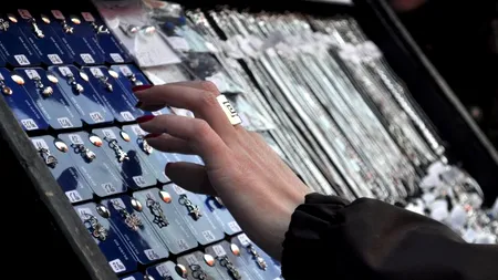 MESAJE DE 1 MARTIE. Exemple de SMS-uri cu urări de Mărțișor