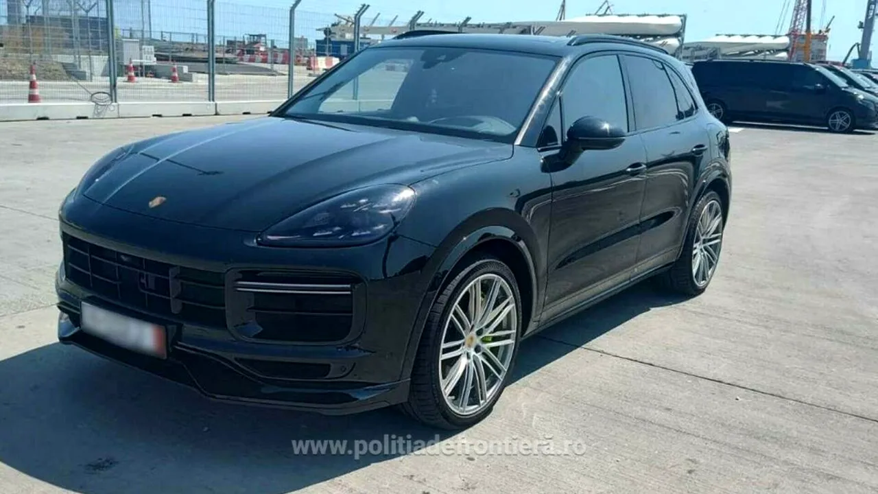 De ce au confiscat polițiștii de frontieră un Porsche de 90.000 de euro, în Portul Constanța. Ce au descoperit aceștia
