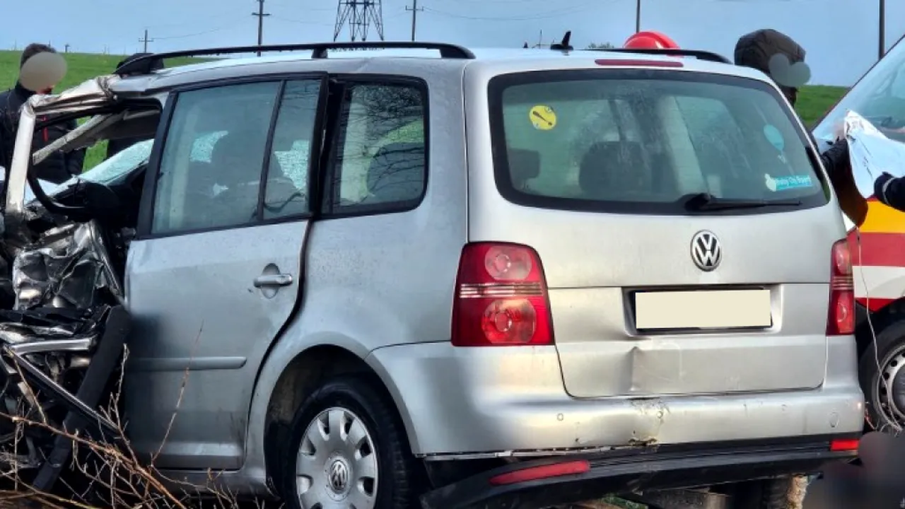 Tragedie cumplită pe drumul dintre Năvodari și Lumina. Două persoane au murit într-un ACCIDENT frontal extrem de violent