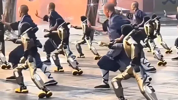 Imagini uluitoare de la faimosul Templu Shaolin din China. Roboți umanoizi învață kung fu de la călugări