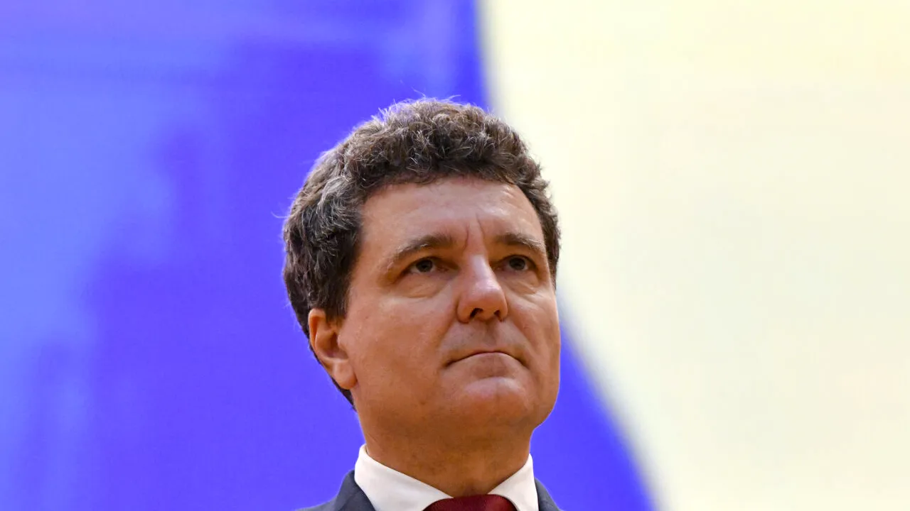 Nicuşor Dan a invitat joi partidele și formațiunile parlamentare la consultări pentru desemnarea PREMIERULUI